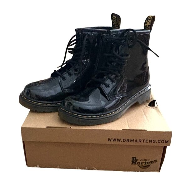 Dr. Martens Kids Patent Lamper Leather Boots-Black-Size 3-GUC